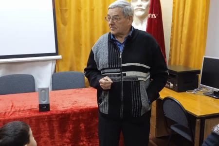 Калуга. Коммунисты организовали показ документального фильма "Людиновский орлята"