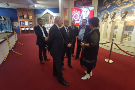 Владимир Дзержинский, помощник депутата от КПРФ Владислава Егорова, возглавил делегацию, посетившую новые регионы