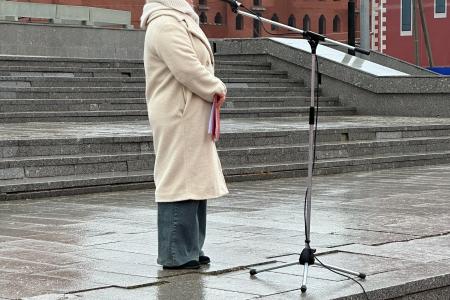 Репортаж о митинге КПРФ в Йошкар-Оле в честь 107-летия Великого Октября
