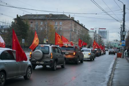 Нижегородские коммунисты отметили 107-ю годовщину Октябрьской революции