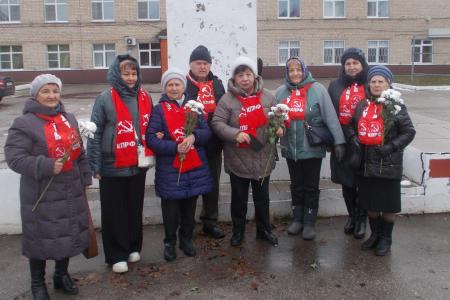 В Рязани прошли торжественные мероприятия в честь 107-й годовщины Великого Октября
