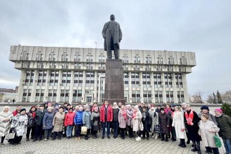 Тульские коммунисты отпраздновали 107-ю годовщину Великого Октября