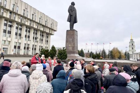 Тульские коммунисты отпраздновали 107-ю годовщину Великого Октября