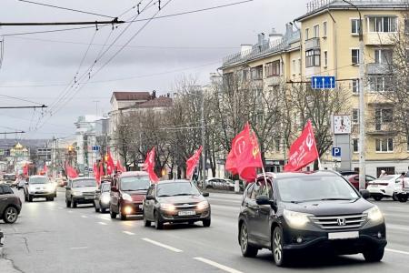 Тульские коммунисты отпраздновали 107-ю годовщину Великого Октября