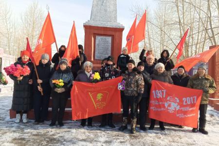 Кинолекторий, автопробег, экскурсия для школьников и митинги – День Великого Октября в Забайкалье