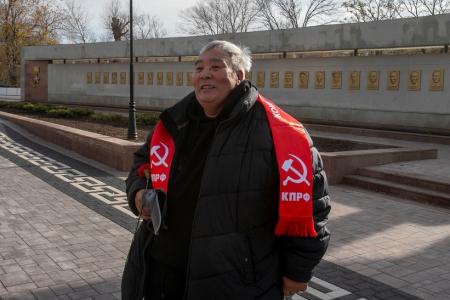 Коммунисты отметили 104-ю годовщину автономии Калмыкии
