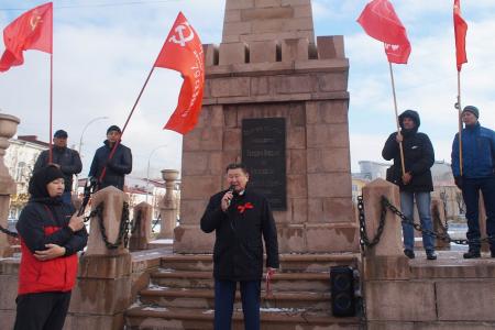 Республика Бурятия: Слава Великому Октябрю!