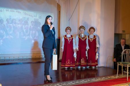 Пермский край. Депутаты КПРФ Мария Дробот и Анна Баранова поздравили с юбилеем хор русской песни