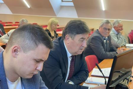 Лидер КПРФ Ставрополья Виктор Гончаров провел ВКС с отделениями партии