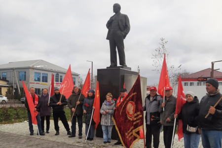 В Рязани прошли торжественные мероприятия в честь 107-й годовщины Великого Октября