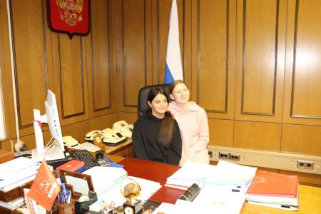 Экскурсия школьников из Богородицка Тульской области в Государственную Думу: знакомство с миром политики