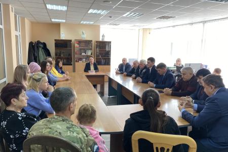 Депутаты-коммунисты Волгоградской областной Думы встретились с матерями и женами участников СВО