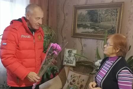Тамбовские коммунисты достойно отметили День матери