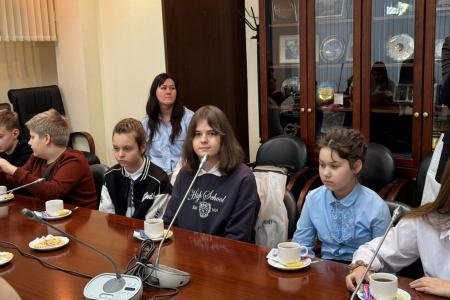 К.К. Тайсаев встретился в Госдуме с детьми из Запорожской области и Луганской народной республики