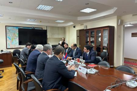 Депутаты КПРФ приняли участие в международной конференции «Роль взаимодействия фракций политических партий и блоков в межпарламентском сотрудничестве стран СНГ»