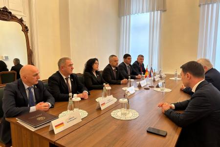 Депутаты КПРФ приняли участие в международной конференции «Роль взаимодействия фракций политических партий и блоков в межпарламентском сотрудничестве стран СНГ»