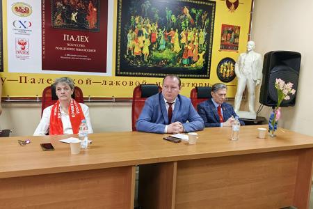 В Иванове состоялось торжественное собрание, посвящённое 107-й годовщине Великого Октября