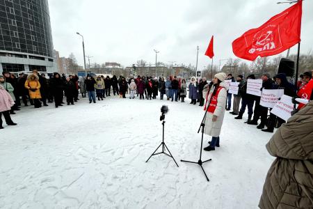 В Пермском крае при поддержке КПРФ проведен митинг против застройки спортивного комплекса «Трудовые резервы»