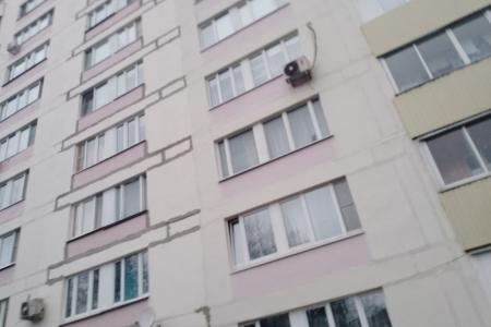 Лидер московских коммунистов Н.Г. Зубрилин принял участие в инспекционном обходе жилого многоквартирного дома в Троицке