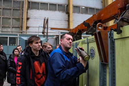 Студенты Воронежского политехнического техникума побывали на ВАСО в рамках проекта депутата Госдумы Сергея Гаврилова и Воронежского обкома КПРФ