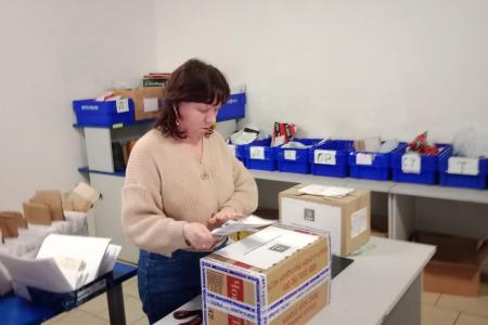 Забайкальский край. Нерчинские коммунисты отправили землякам-участникам СВО копию Знамени Победы