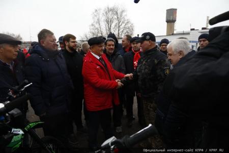 КПРФ отправила на Донбасс 131-й гуманитарный конвой