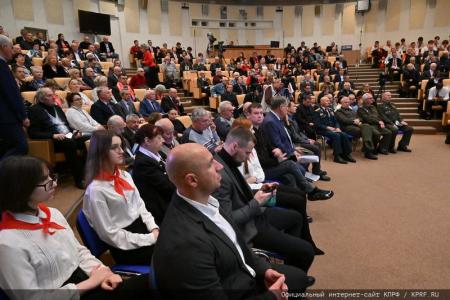 КПРФ и РУСО провели в Госдуме круглый стол на тему: «На путях к 80-летию Великой Победы. История и современность»
