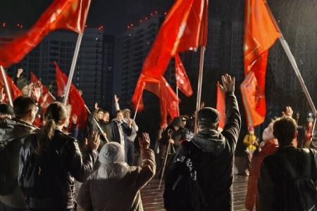 Преемственность поколений. Донские коммунисты и комсомольцы отметили 122-летие Ростовской политической Стачки