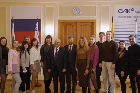 Воронеж. Решение проблем молодого поколения обсудили депутат Госдумы Сергей Гаврилов и молодёжный Совет авиазавода