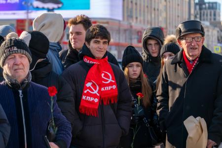 Свердловские коммунисты отметили День Великой Октябрьской социалистической революции