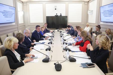 Сенатор Айрат Гибатдинов провел совещание по вопросам законодательного регулирования организации и проведения квестов
