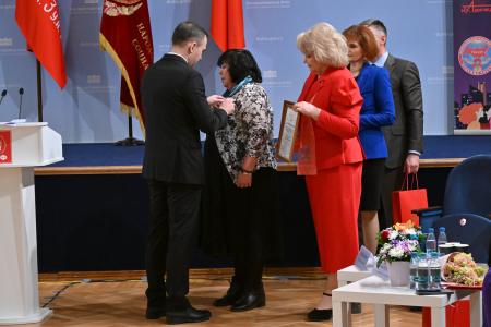 Фракция КПРФ в Госдуме и ВЖС «Надежда России» провели встречу с матерями героев СВО