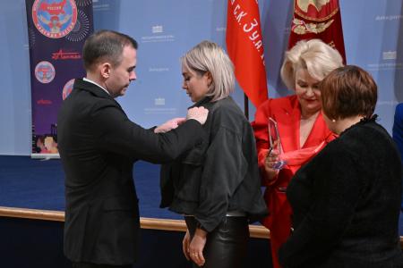 Фракция КПРФ в Госдуме и ВЖС «Надежда России» провели встречу с матерями героев СВО