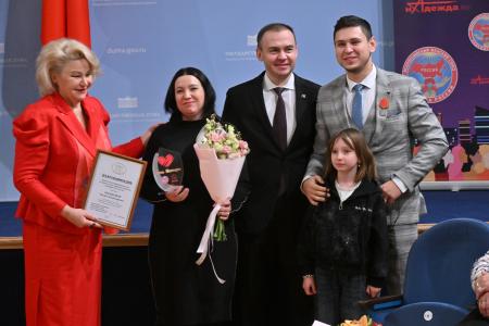 Фракция КПРФ в Госдуме и ВЖС «Надежда России» провели встречу с матерями героев СВО