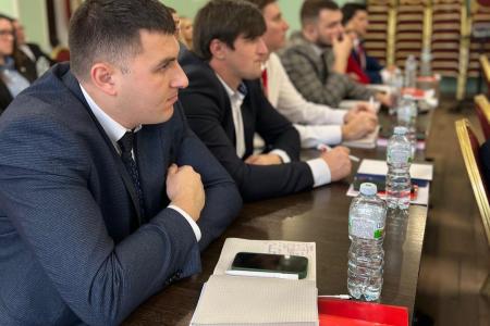 Юрий Афонин – слушателям ЦПУ: Организационно-партийная работа – это глубокое знание теории, ответственность и внимание к людям