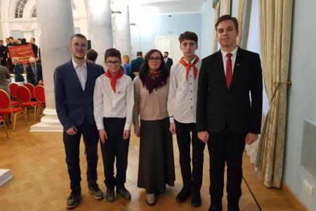 Подмосковные коммунисты в ежедневном рабочем строю