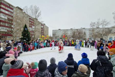 Нижегородская область. Новогодняя елка КПРФ
