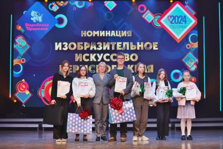 Мария Дробот и Ксения Айтакова на юбилее фестиваля «Дарования Прикамья»