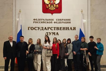 Подмосковные коммунисты в ежедневном рабочем строю