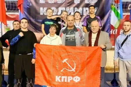 Подмосковные коммунисты в ежедневном рабочем строю