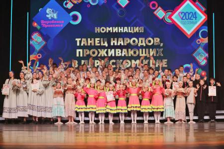 Мария Дробот и Ксения Айтакова на юбилее фестиваля «Дарования Прикамья»