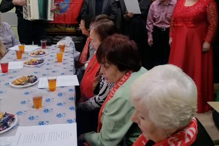 Тамбовская область. Активисты КПРФ и женского движения «Надежда России»  организовали торжественное мероприятие в День матери