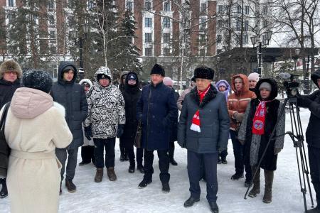 Активисты женского движения «Надежда России» по всей стране достойно отметили День рождения И.В. Сталина