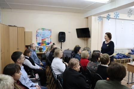 Первый секретарь Сталинградского обкома Тамара Головачева провела встречу с директорами школ