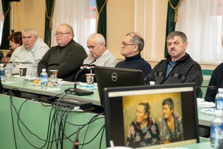 Курская область. Депутаты КПРФ приняли участие во встрече с рабочими Суджанского завода тракторных агрегатов и профсоюзными лидерами