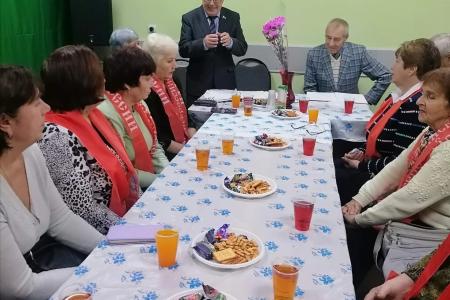 Тамбовская область. Активисты КПРФ и женского движения «Надежда России»  организовали торжественное мероприятие в День матери