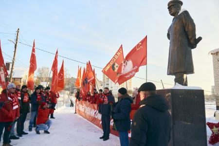 Нижегородские коммунисты отметили 145-ю годовщину со Дня рождения Иосифа Сталина