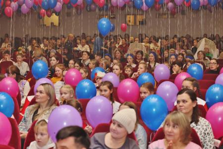 Мария Дробот и Ксения Айтакова на юбилее фестиваля «Дарования Прикамья»