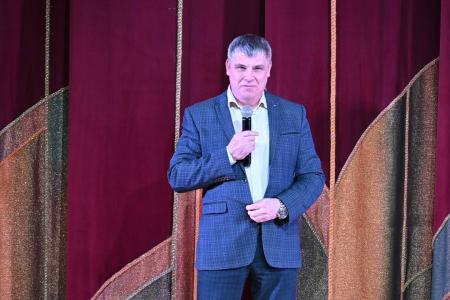 Ульяновская область. При поддержке КПРФ проведен новогодний утренник для детей участников СВО