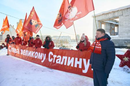 Нижегородские коммунисты отметили 145-ю годовщину со Дня рождения Иосифа Сталина